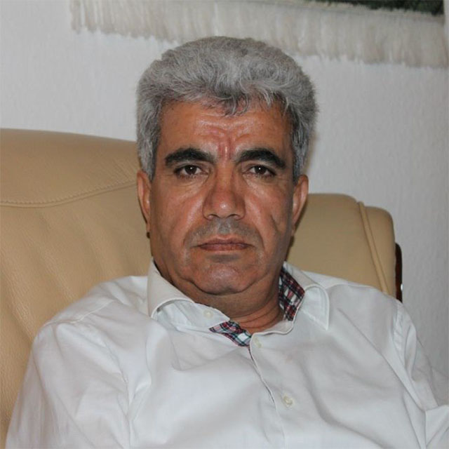 /content/upload/1/authors/رۆستەم-جەهان.jpg