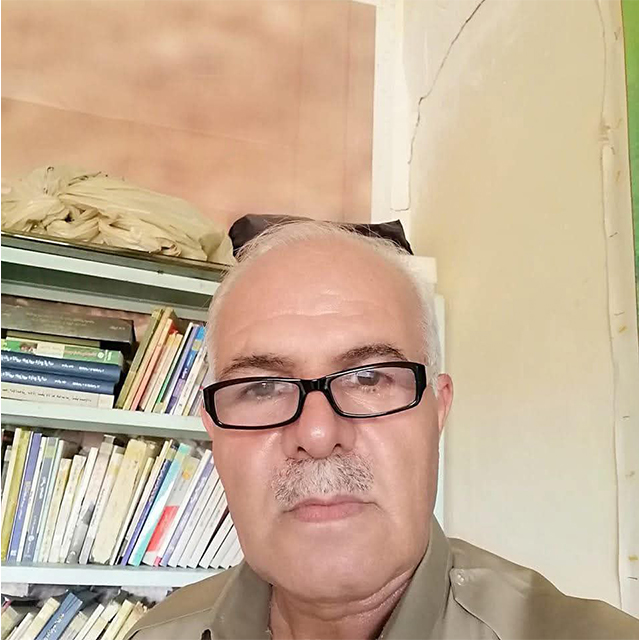 /content/upload/1/authors/فەتاح.jpg