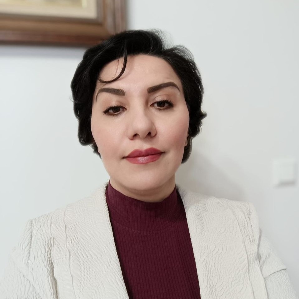 /content/upload/1/authors/لیلا-مروتی.jpg