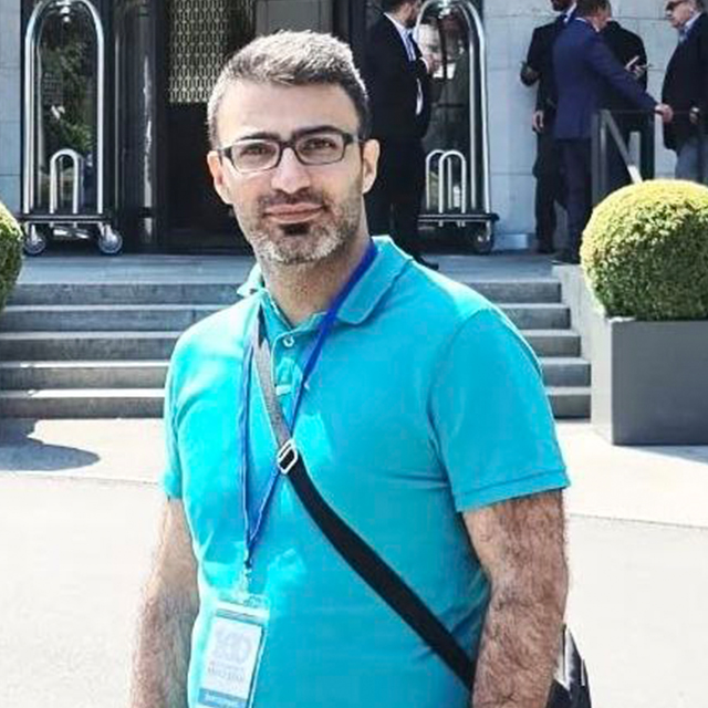 /content/upload/1/authors/وشیار-یەگانە.jpg